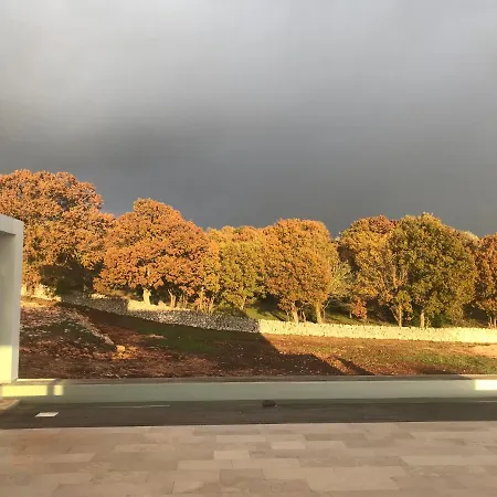 Rocce Rosse 奥斯图尼