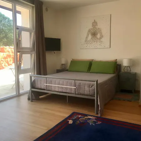 Rocce Rosse Apartment *